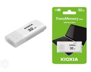 USB Flashdisk (32 GB), Kioxia Transmemory